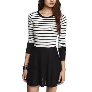 Express Zipper Back Black and White Striped Flare Dress with Long Sleeves